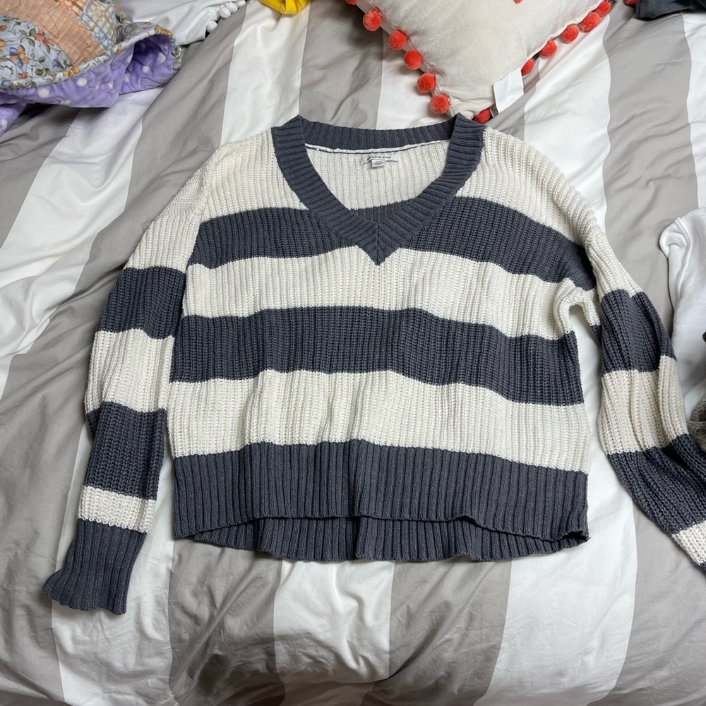 AE sweater